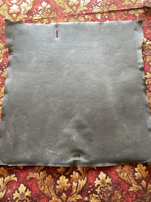 Коврик в багажник пол обшивка