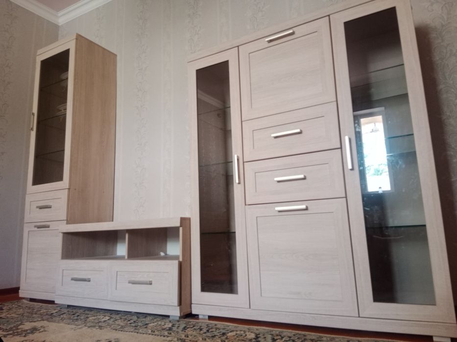 Шкаф стенка падставка