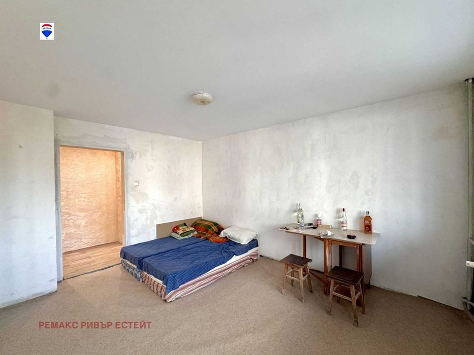 Продава се Тристаен апартамент в Русе, Център - 93 кв.м за 2075 €/кв.м - Снимка #9