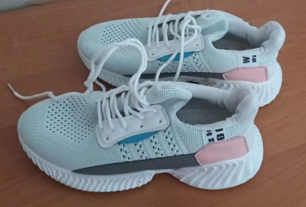 Маратонки , номер 38