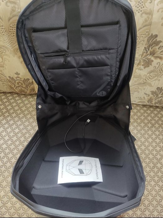 Продам рюкзак для шлема новый