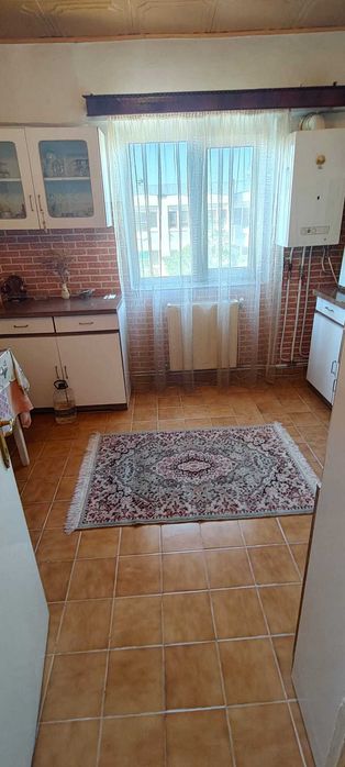 Vând apartament cu 2 camere, decomandat – Urziceni, Ialomița (zona Policlinicii)