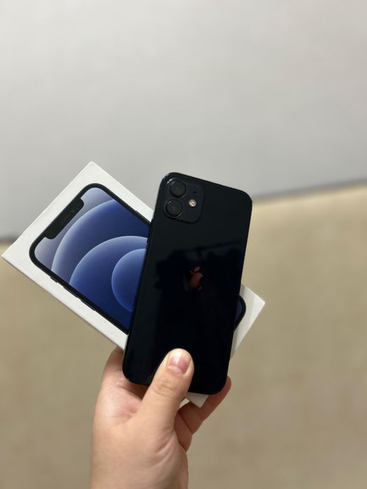 IPhone 12. Память 128.