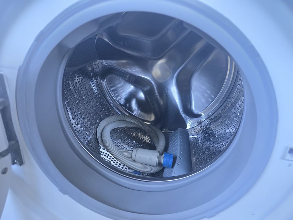 А+++8 килограма инверторна самодозираща пералня Бош/Bosch serie 6