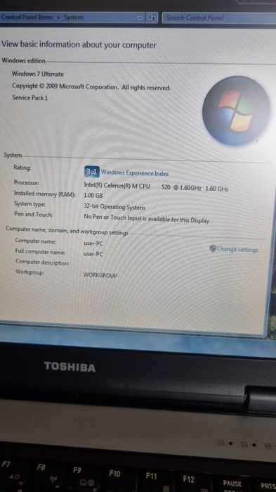 Лаптоп тошиба :)