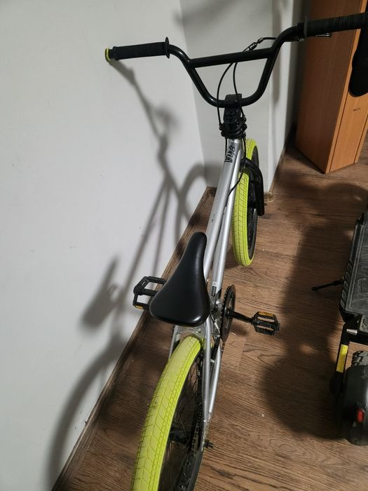 Продавам БМХ 20цола