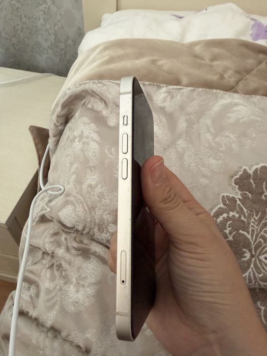 Iphone 14 256мб, белый