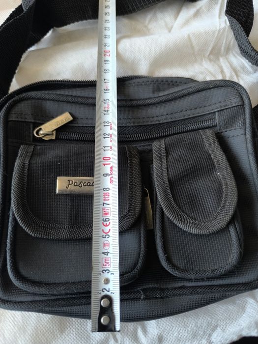 Продавам чисто нови мъжки чантички