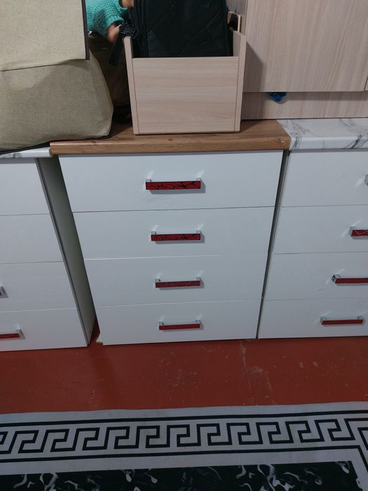 Комоды  4  штуки