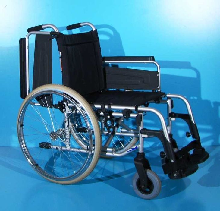 Scaun cu rotile handicap Dietz - latime sezut 45 cm