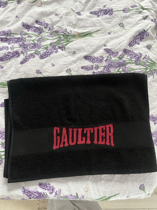 Prosop Jean Paul Gaultier