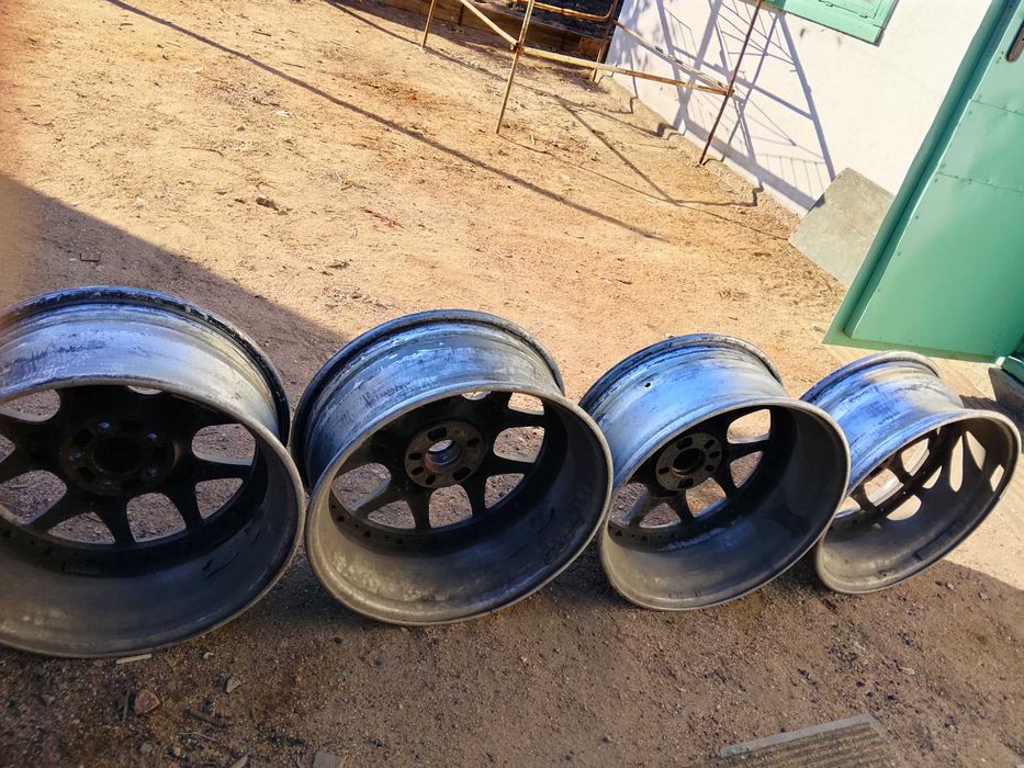 Продам диски на 18.