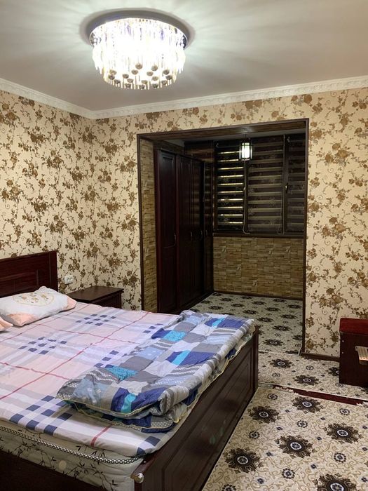 Продаётся 3х комнатная квартира на 1ом этаже