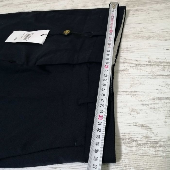 Дамски прав тъмносин панталон 38