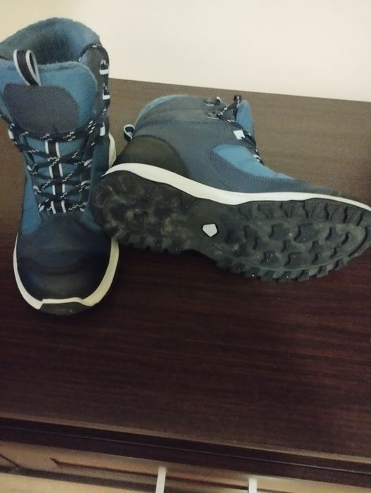 Топли зимни ботуши