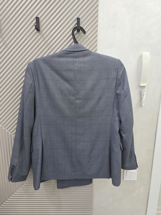 Классические костюмы