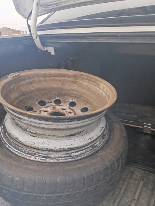 Шины и диск для запаска