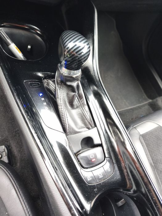 Toyota chr  hybrid 20198