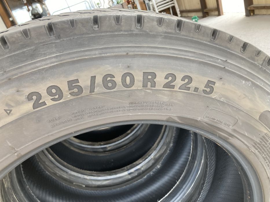 Гуми за камион 295-60-22.5