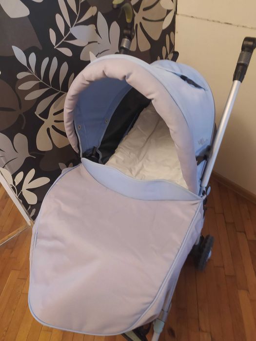 Лятна детска сгъваема количка Chipolino Elleganza светло синя - сива