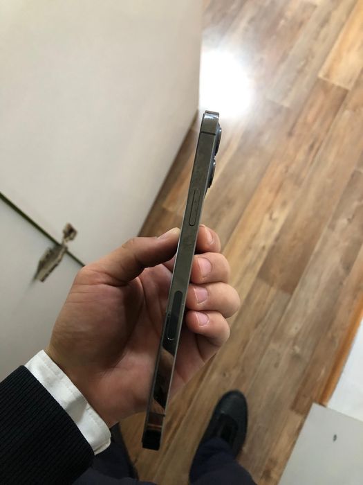 продам iphone 12 pro max срочно !!!
