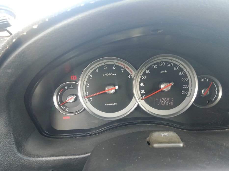 Продам Субару аутбек 2004 года