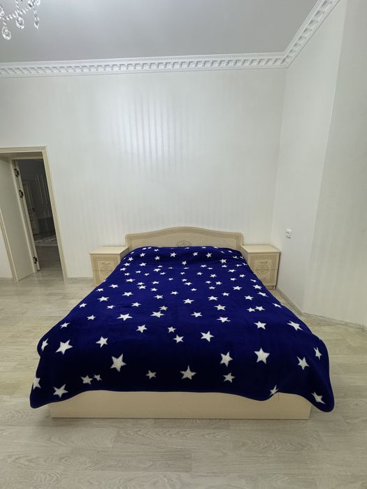 Продам спальный гарнитур