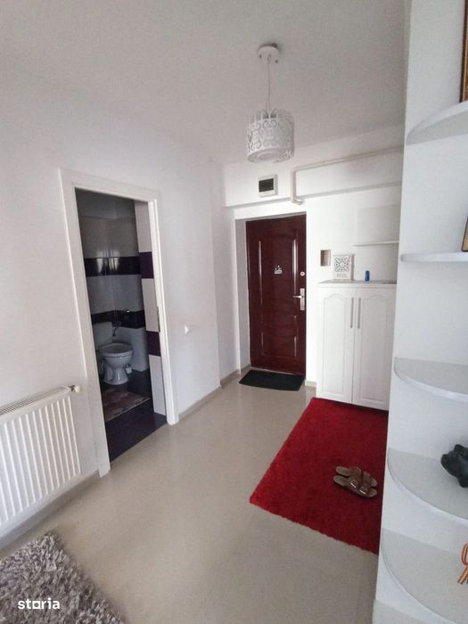 Zamca- zona cu verdeata. Apartament cu 2 camere decomandate