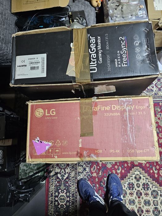 Monitoare lg 32 inch unul 4k si unul 2k, oferta ambele!