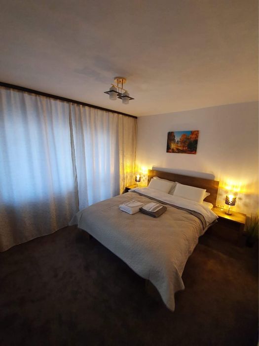 Inchiriez apartament cu 3 Camere langa Manastire