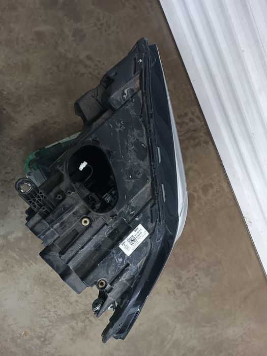 Десен Фар за BMW X1 F48  LED Adaptive