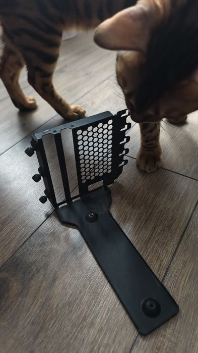 Vertical GPU mount