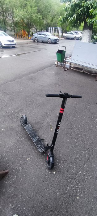 Продам электросамокат