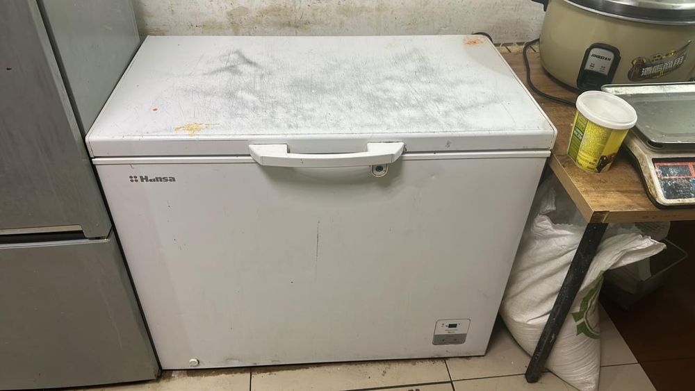 Продам морозильник
