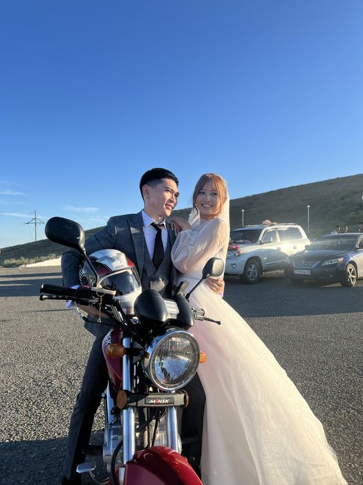 Свадебное платье в идеальном состоянии