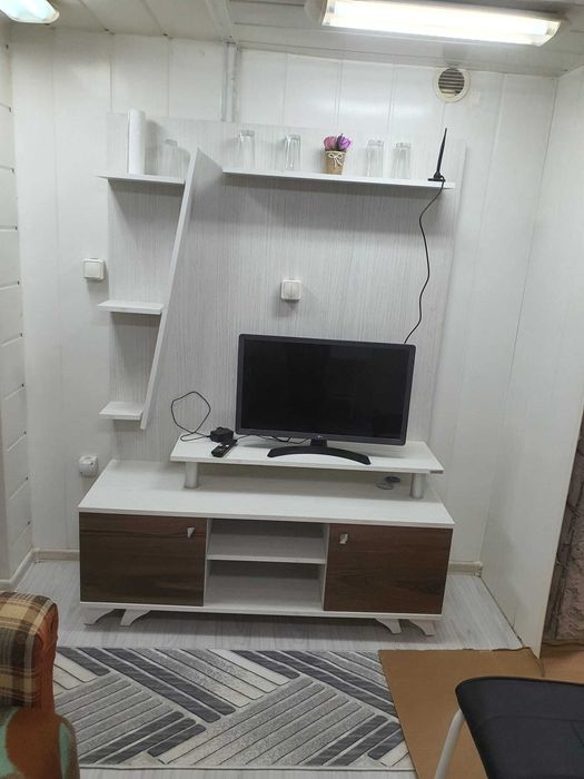 Дава се под наем Едностаен апартамент в Търговище, Център - 14 кв.м за 18870 € - Снимка #1