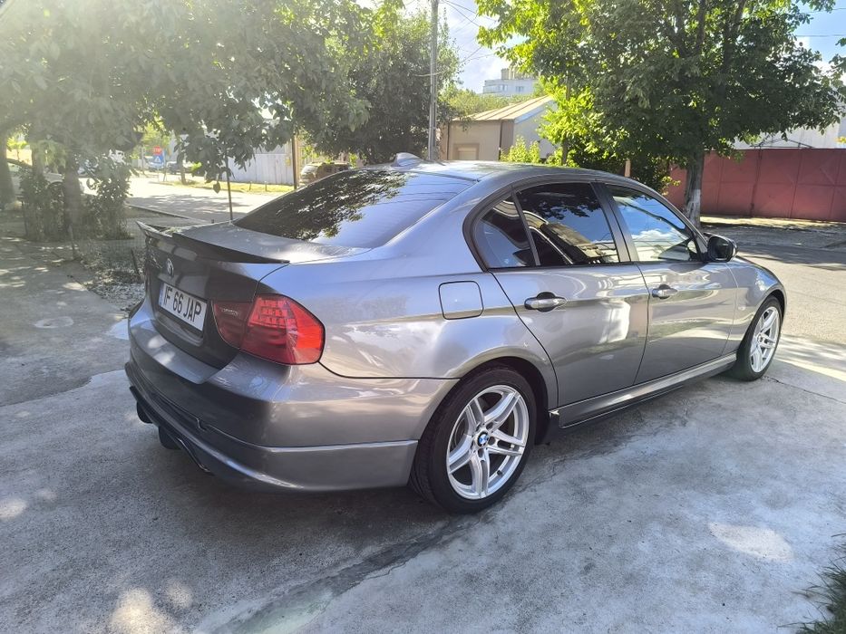 BMW 3 Series 2011 — imagine 3