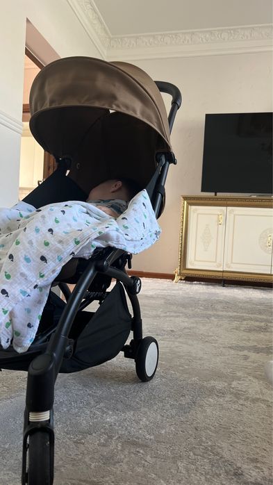 Yoyo коляска продам