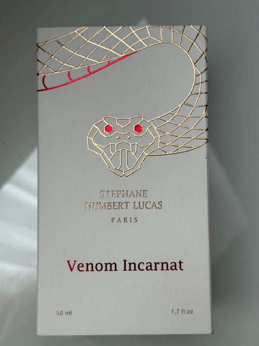 Venom incarnat apa de parfum