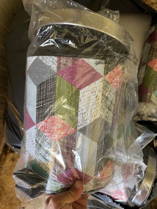 Ел. кани за вода, кошчета и четки за баня