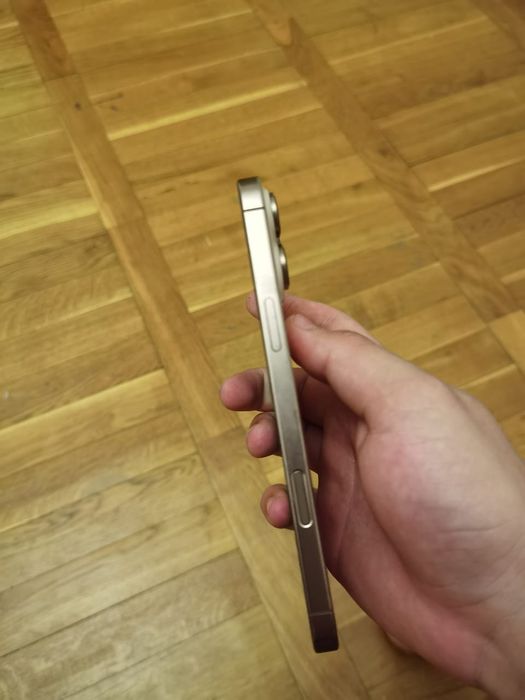 Продам Iphone 16 pro max в идеальном состоянии