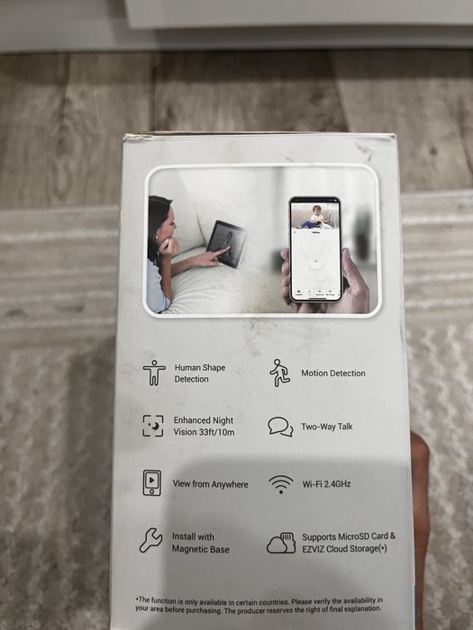 Камера настенная