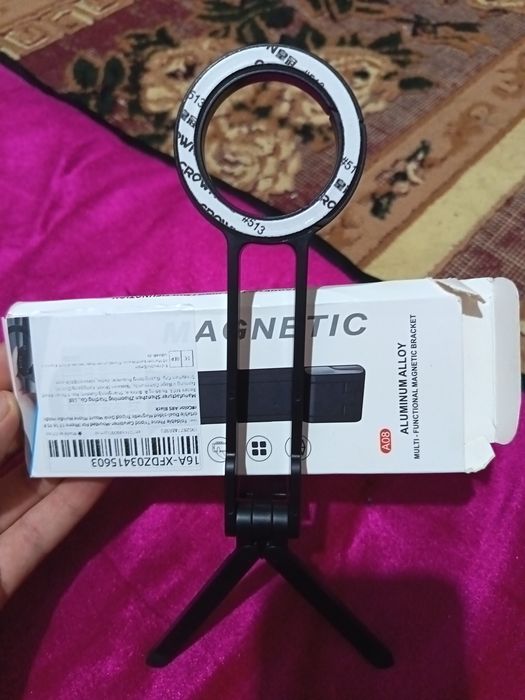 A08 Magnitli Telefon Ushlqgichi yangi