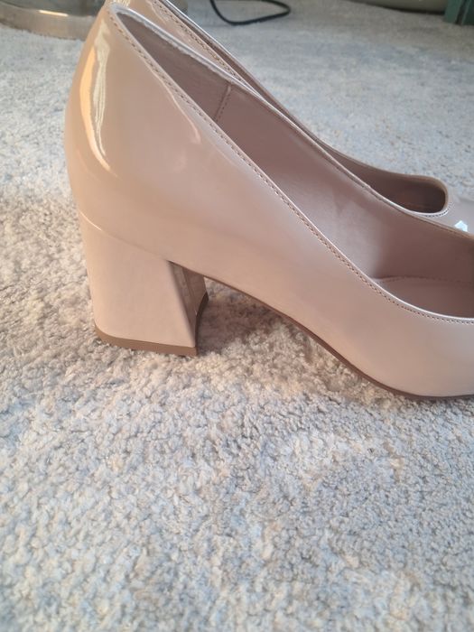 Продам туфли 39р