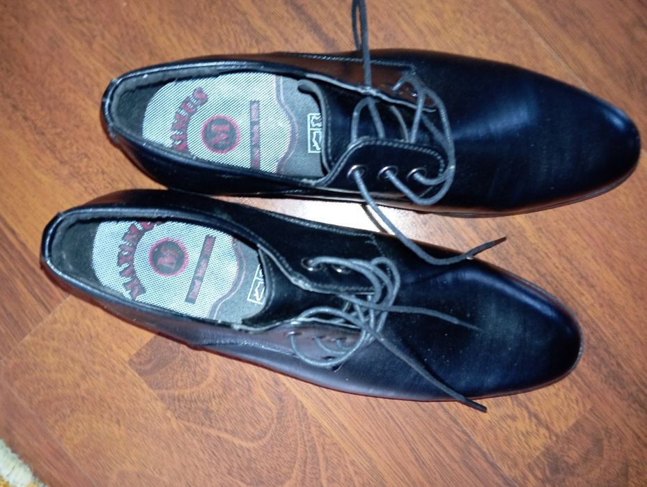Мужские туфли новые