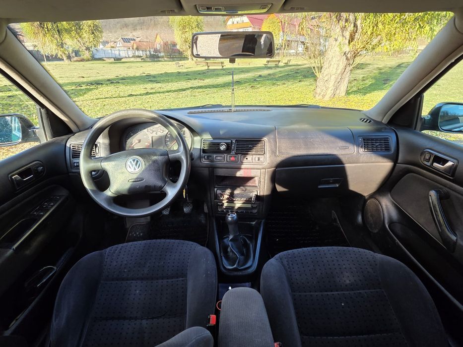 De vânzare mașină Golf 4ALH