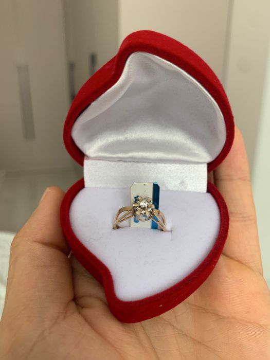 Продам золотые кольца 17 р