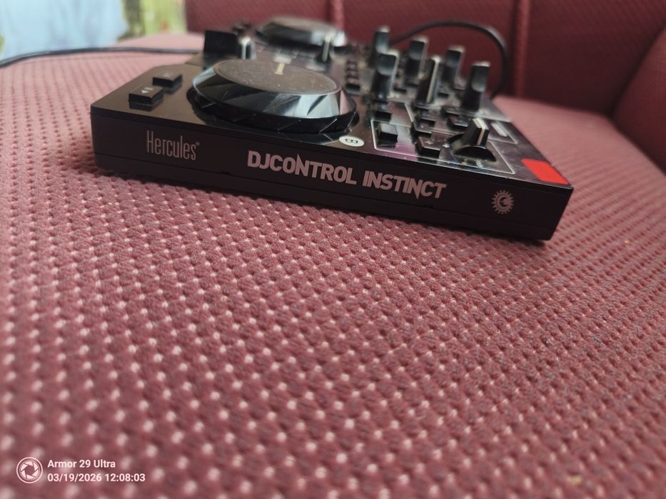 Dj  control instinct Hercules