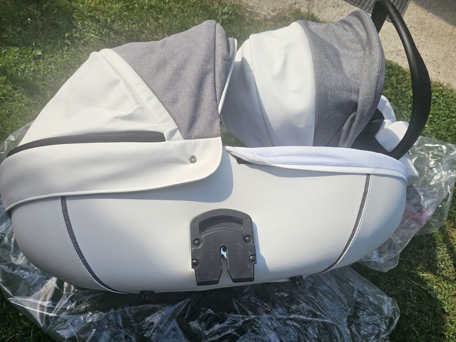 Carucior Krausman Nexxo White 3in1