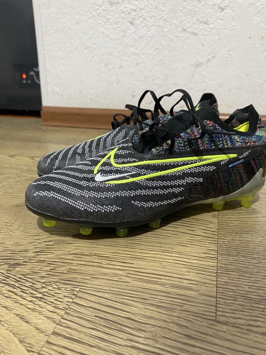Бутсы Nike Phantom 13-AG